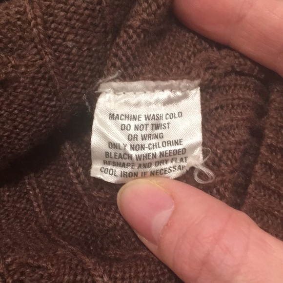 Sweater off the shoulder. Aeropostale. Size US M. Brown. Used. Smoke free home❤️ - Picture 3 of 8